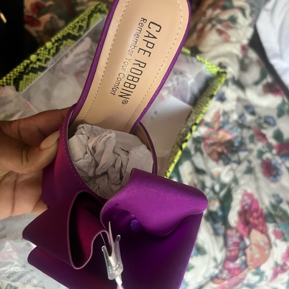 Cape Robbin Bow Heels Sz 6 - Picture 4 of 6